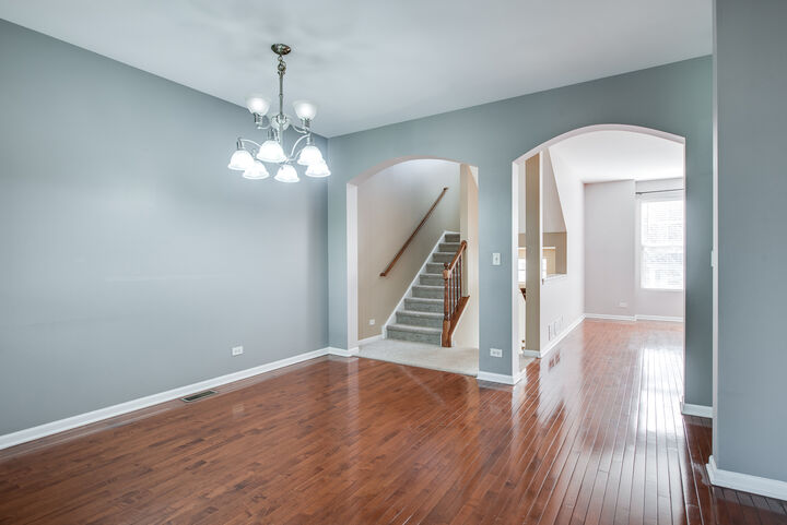 Property Photo:  417 Plaza Place  IL 60504 