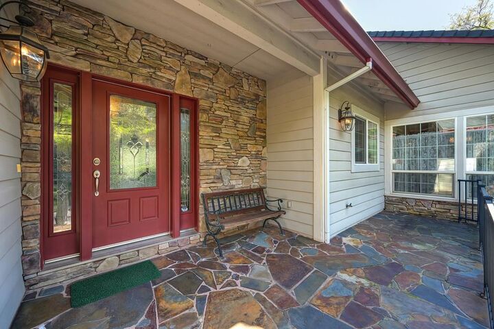 Property Photo:  18572 Hummingbird Drive  CA 95946 