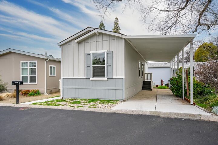 Property Photo:  9 Lily Avenue  CA 95603 