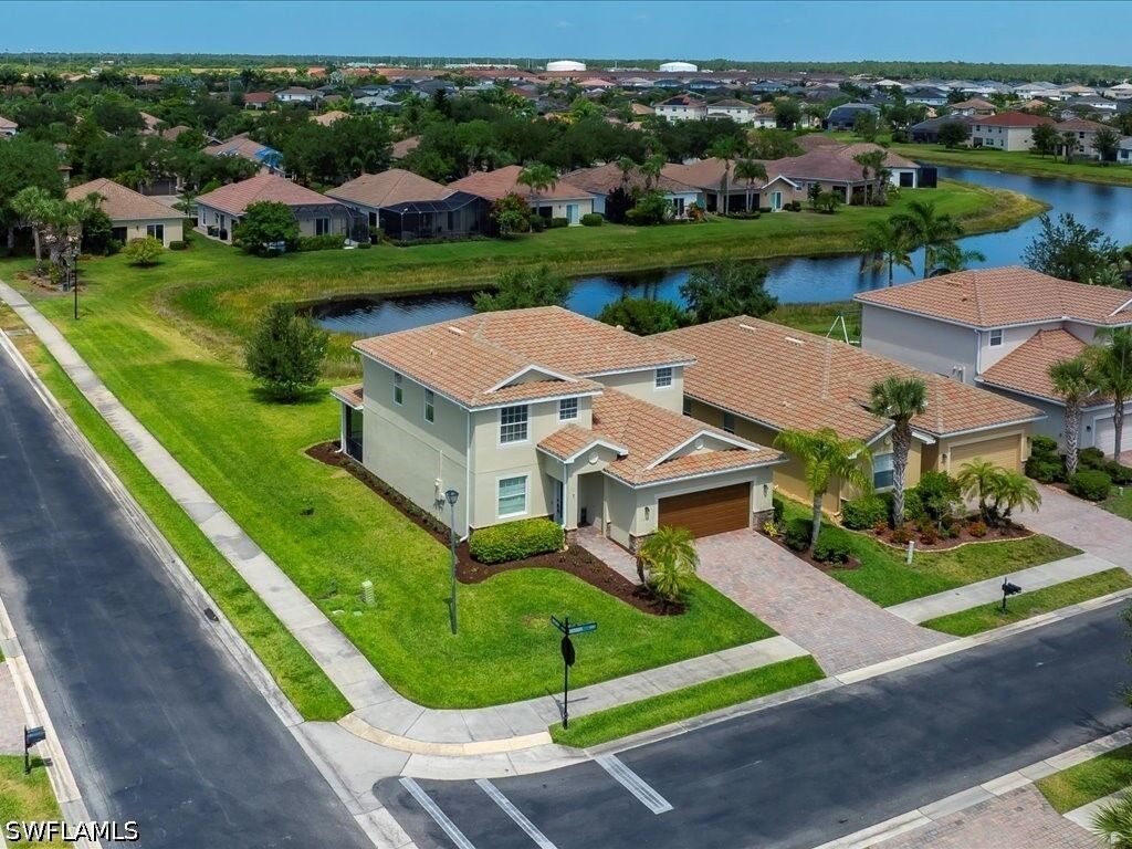 Property Photo:  2478 Heydon Circle E  FL 34120 