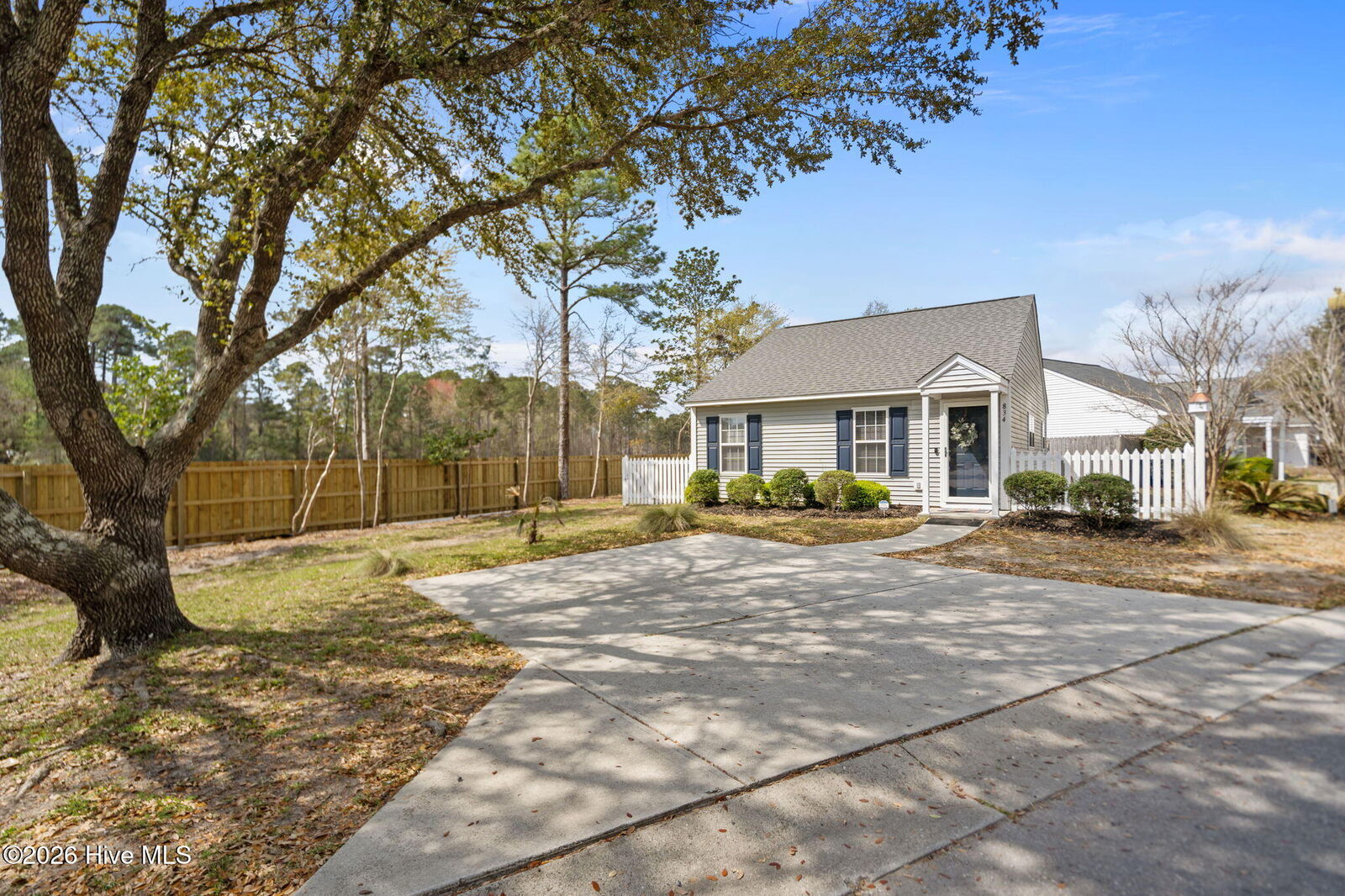 Property Photo: 834 Southern Charm Drive NC 28412