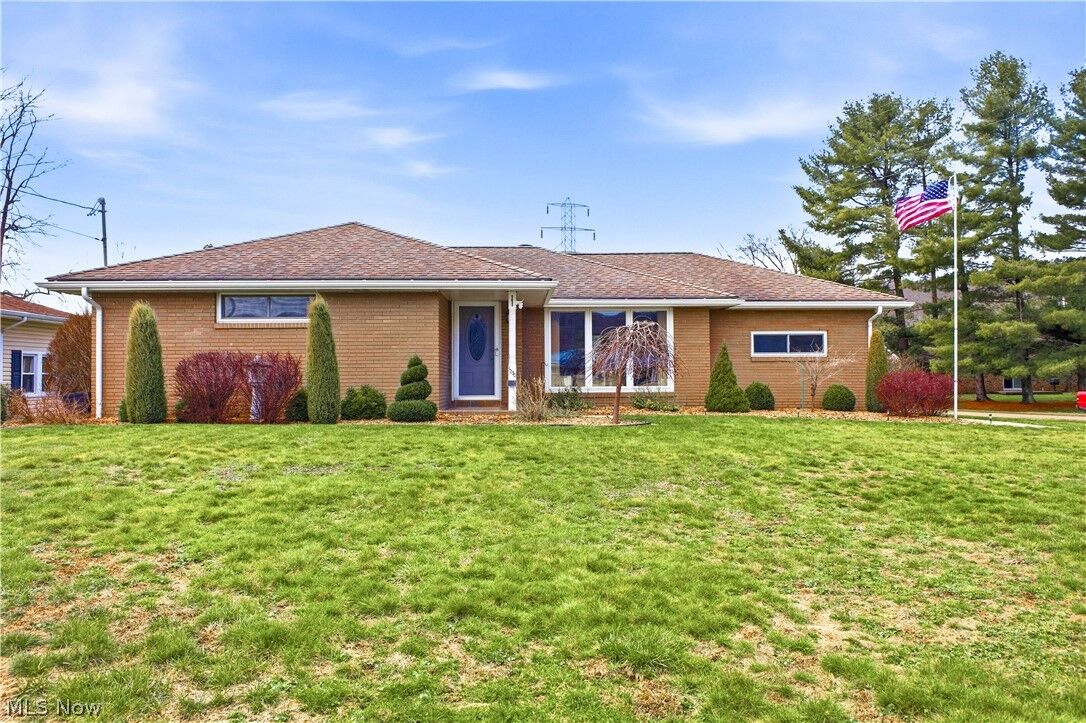 Property Photo: 1230 Florence Drive OH 43968