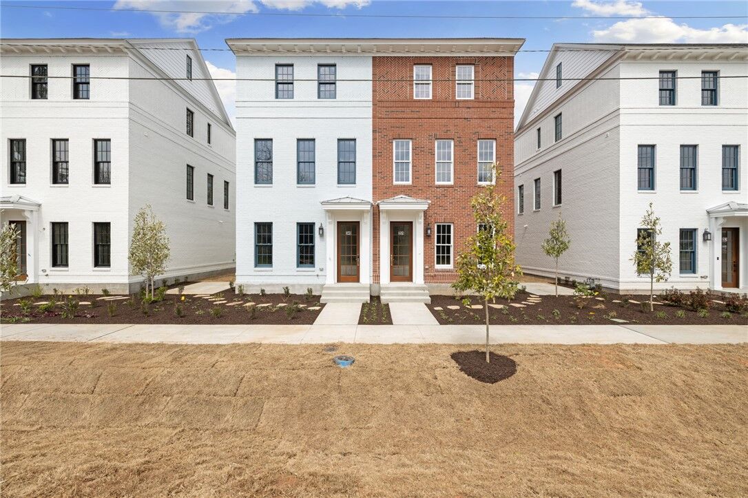 Property Photo:  351 SE 4th Street  AR 72712 