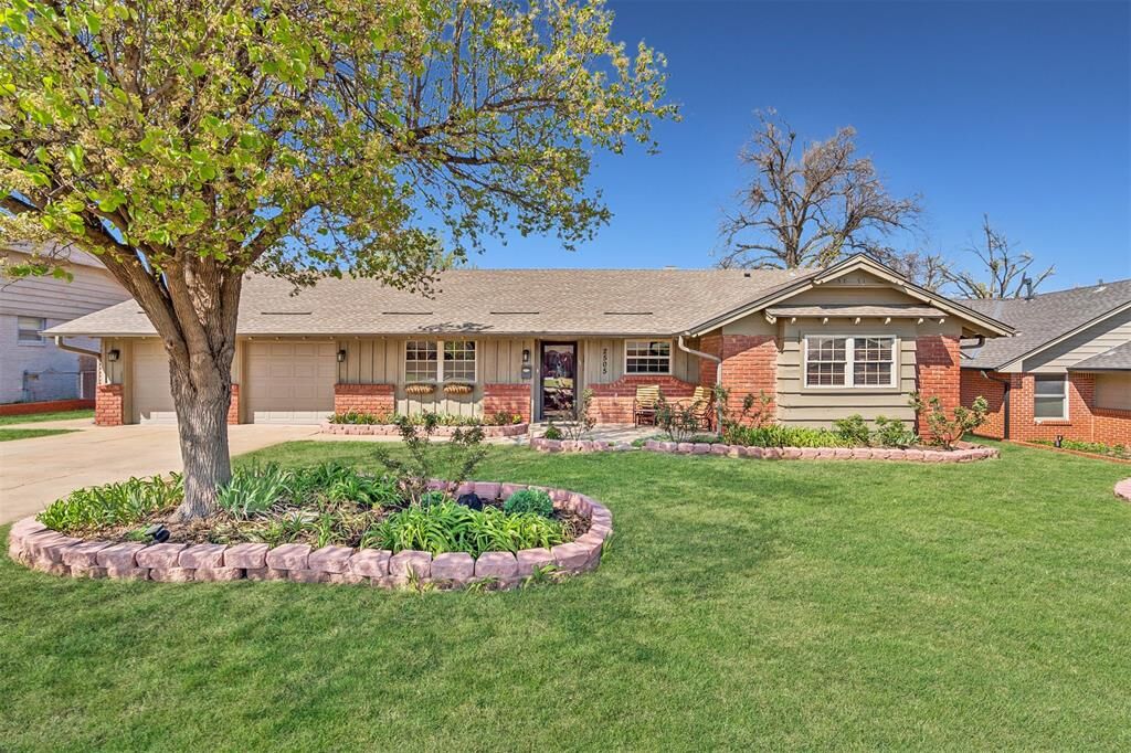 Property Photo:  2505 NW 55th Place  OK 73112 
