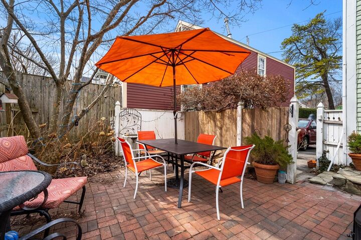 Property Photo:  17 Carter St  MA 01950 