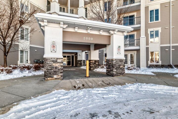 Property Photo:  333 Taravista Drive NE 2202  AB T3J 0H4 