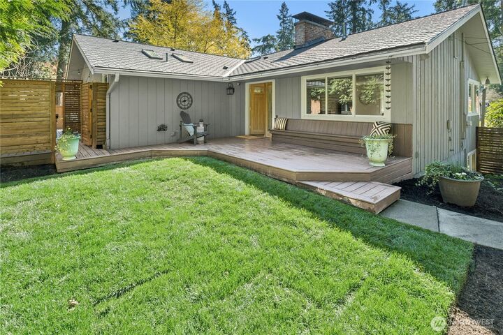 Property Photo: 3016 106th Avenue SE WA 98004