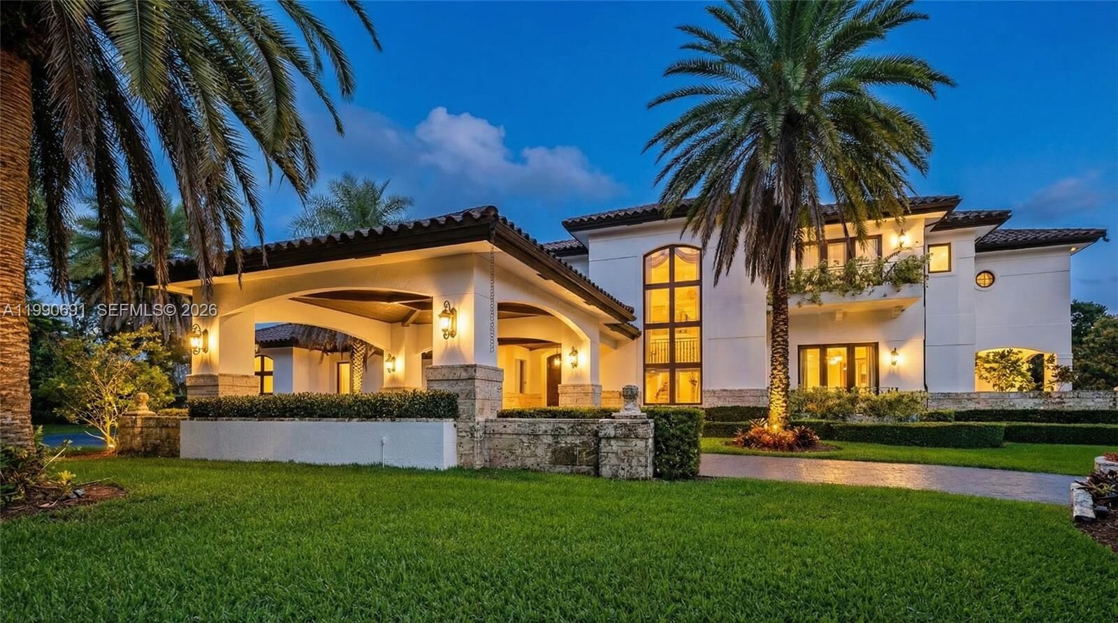 Property Photo:  7701 Old Cutler Rd  FL 33143 