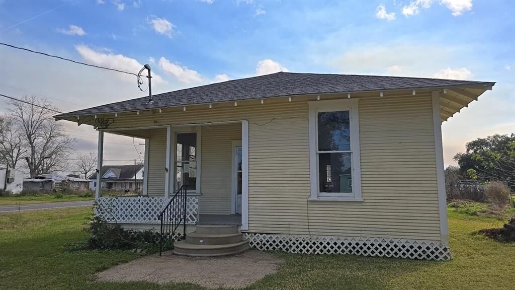 Property Photo:  3901 Rice Dryer Road  LA 70668 