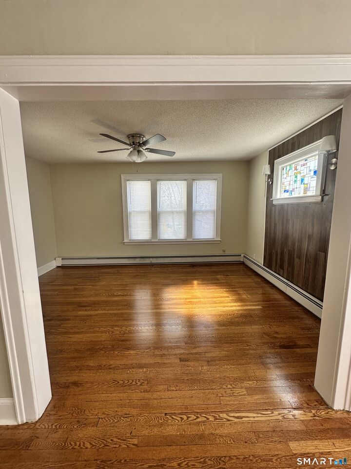 Property Photo:  73 Brooklawn Street 2  CT 06052 