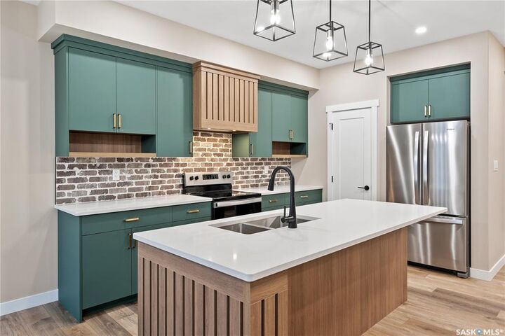 Property Photo: 214 Yuel Lane SK S7W 1N7