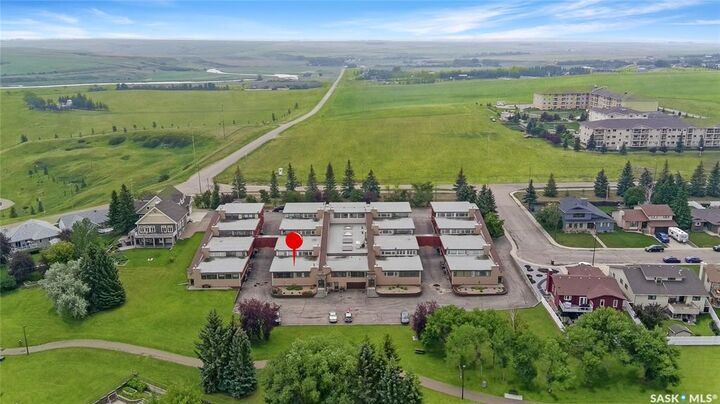 Property Photo: 275 Alpine Crescent 8 SK S9H 4T5