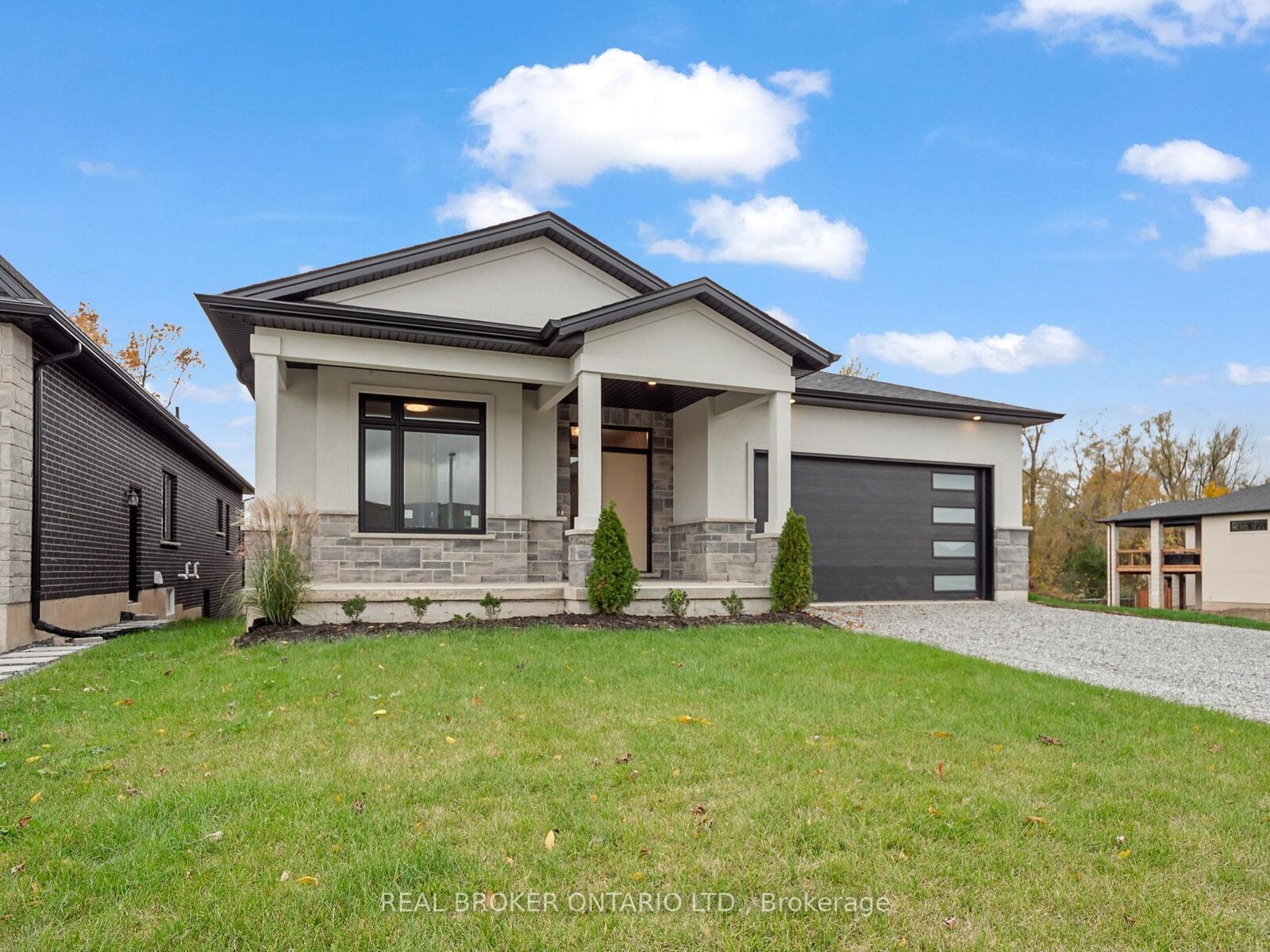 Property Photo: 149 Willowbrook Drive ON L3C 0G2