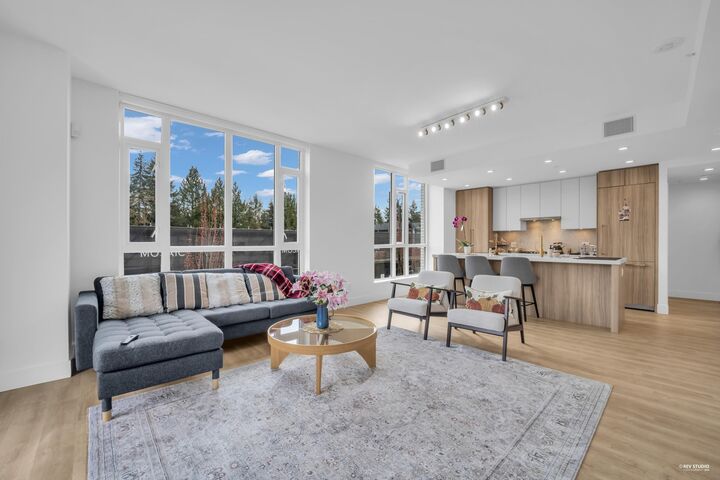 2385 Emery Court 208 — photo 1