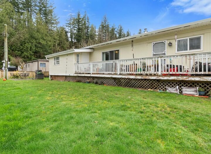 Property Photo: 3942 Columbia Valley Road 27 BC V2R 5B1