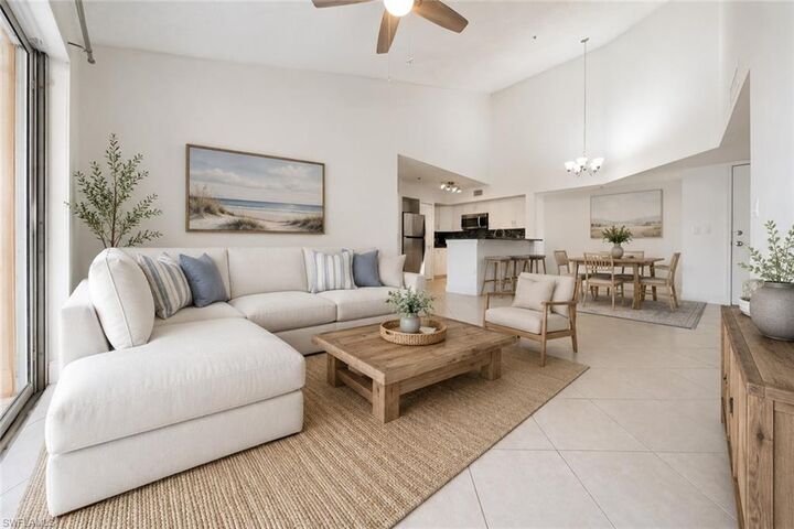 Property Photo:  1210 Wildwood Lakes Blvd 306  FL 34104 
