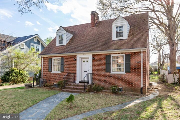 Property Photo: 1110 College Avenue VA 22401