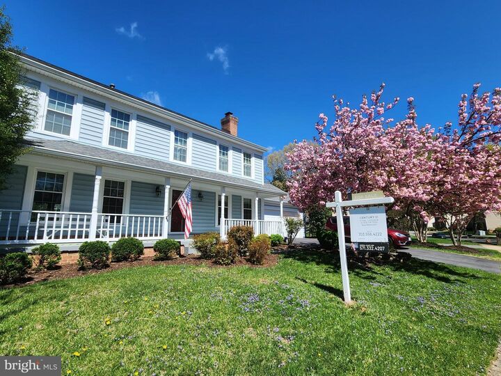 Property Photo:  8942 Kenilworth Drive  VA 22015 