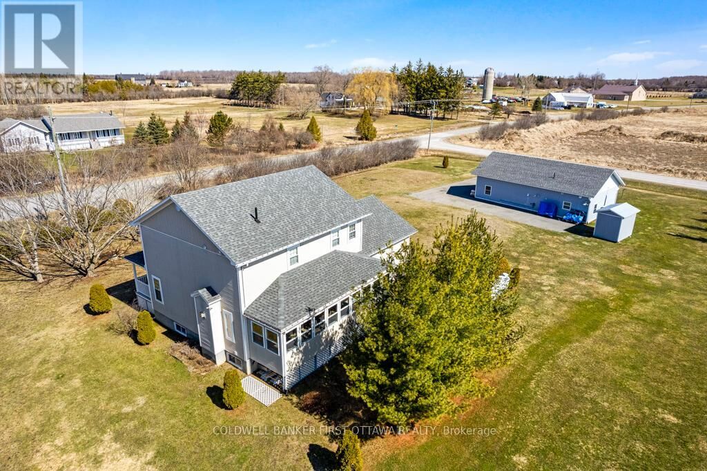 Property Photo: 237 Wayside Drive ON K7R 3C8