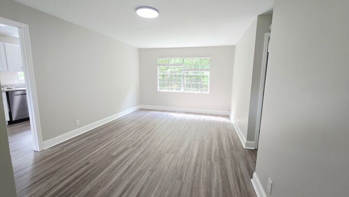 Property Photo:  209 Trade Way  GA 30721 