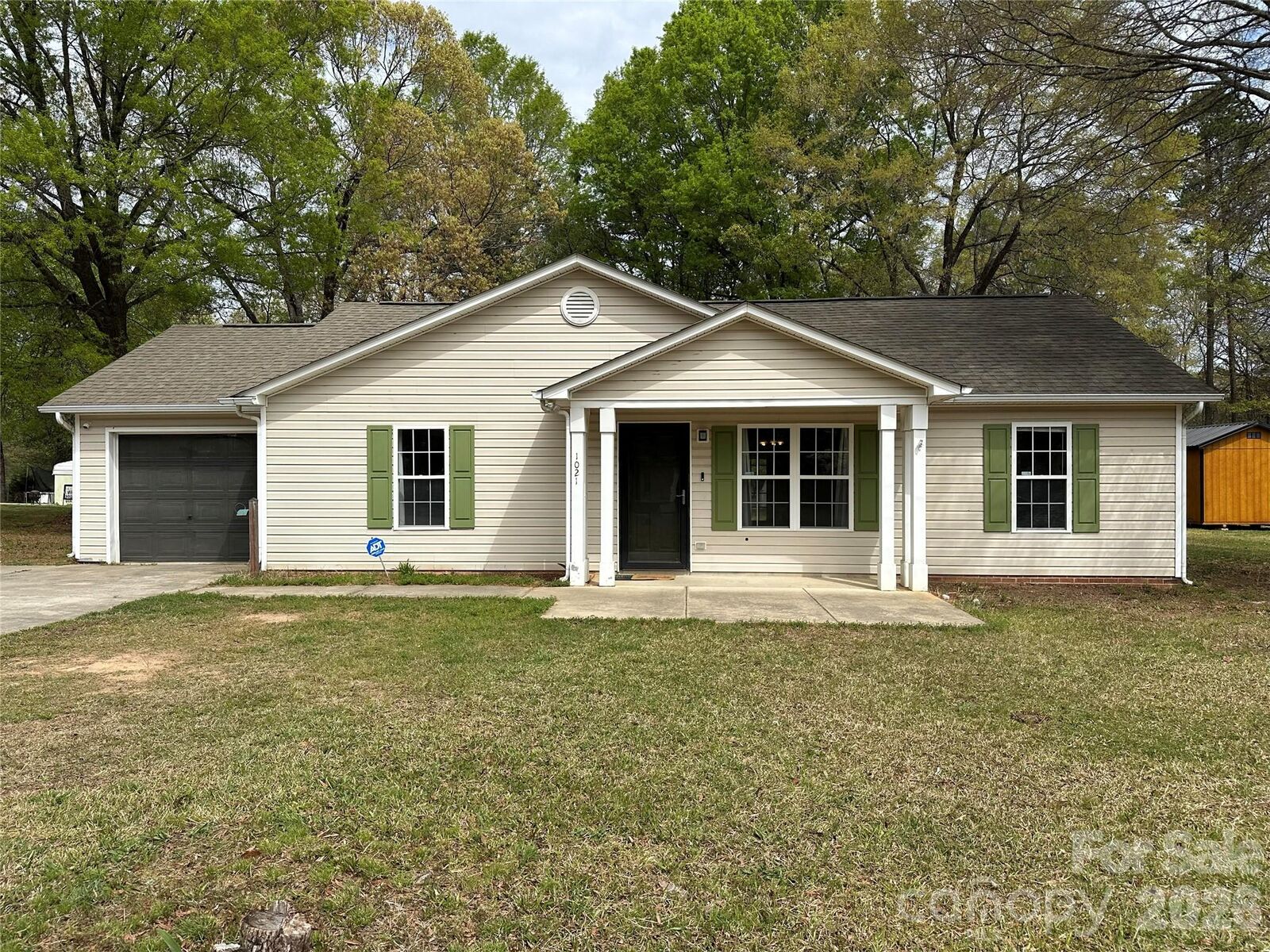 Property Photo:  1021 Cedar Creek Road  NC 28083 