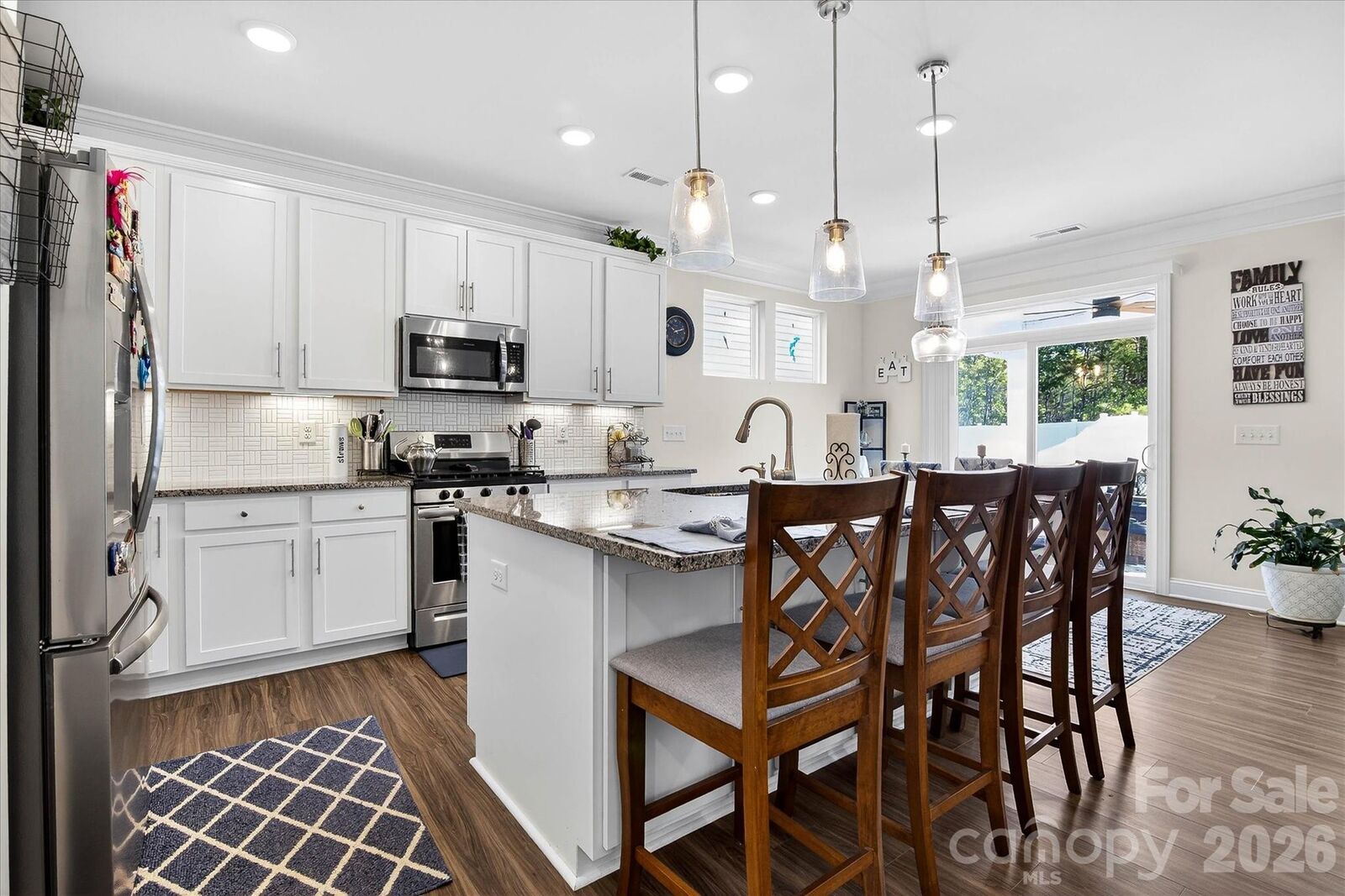 Property Photo: 5516 Verona Road NC 28213