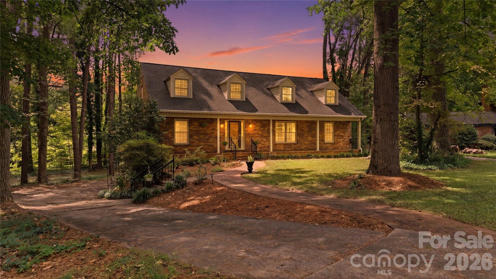 Property Photo:  604 Whittington Place  NC 28677 