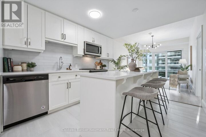 Property Photo:  73 Arthur Street South 514  ON N1E 0S6 