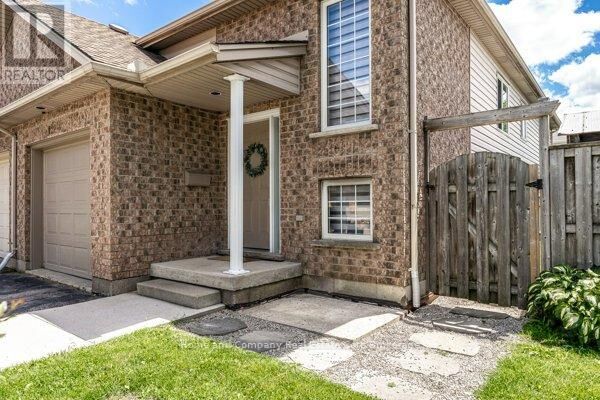 Property Photo: 127 Walsh Crescent ON N5A 7X7