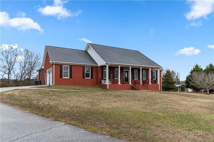 Property Photo:  2984 Berry Road  GA 30052 