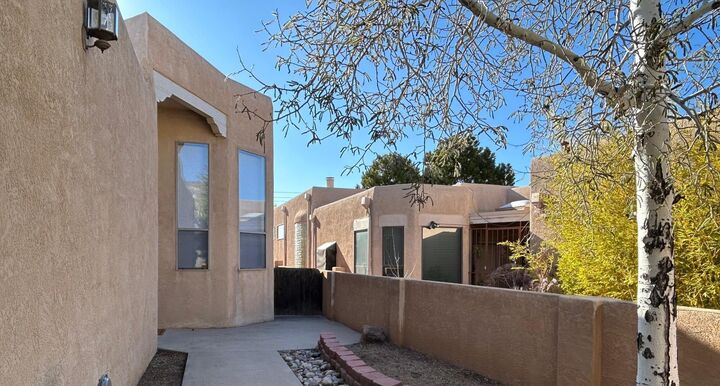 Property Photo:  711 Tramway Place NE # 34  NM 87122 