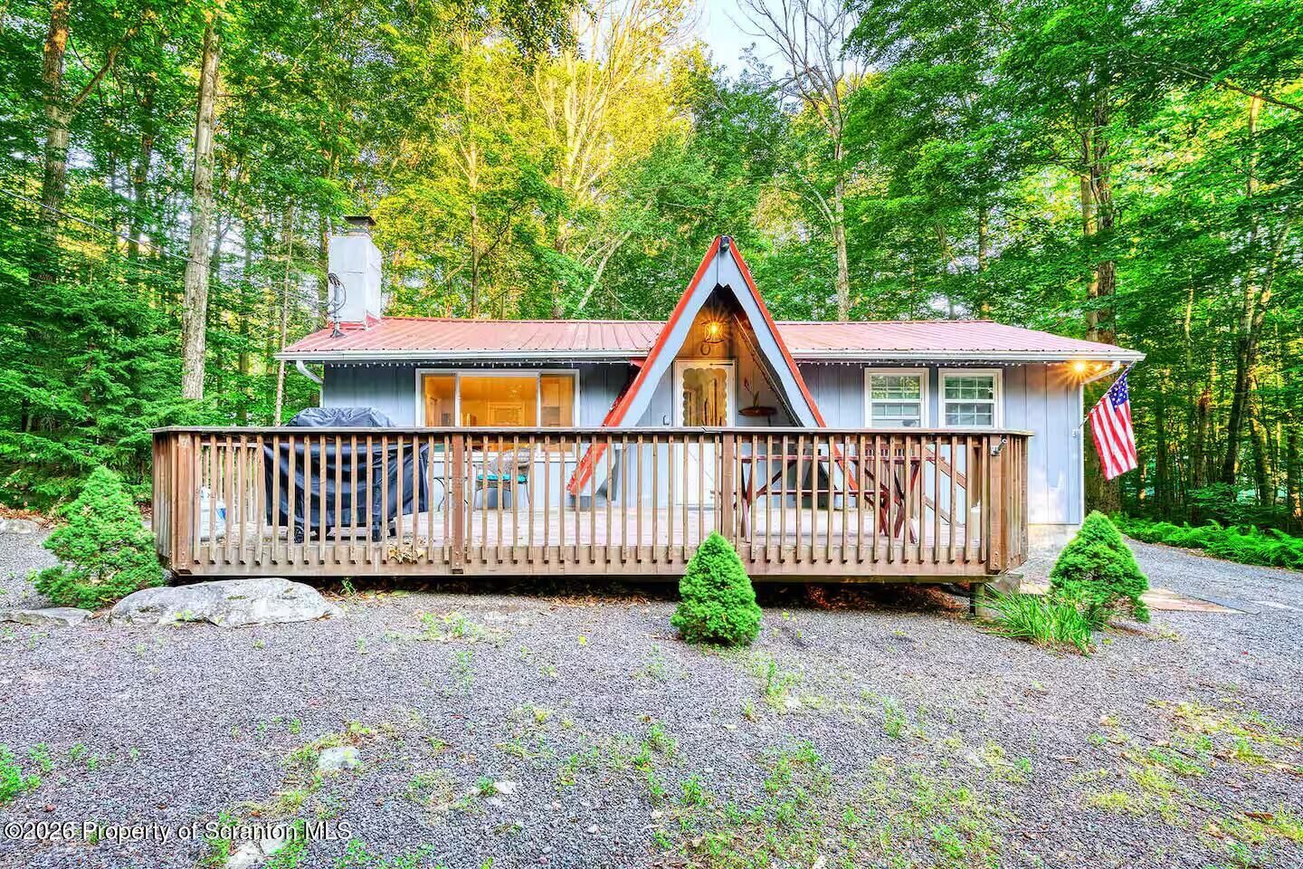 Property Photo: 5110 Tenicum Drive PA 18347