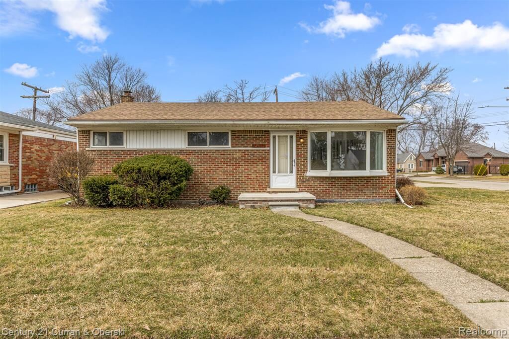 Property Photo:  32819 Jefferson Avenue  MI 48082 1357 