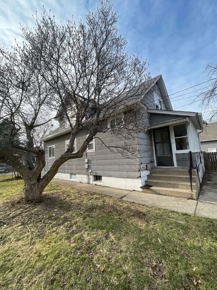 Property Photo:  1115 Wadsworth Avenue  IL 60064 