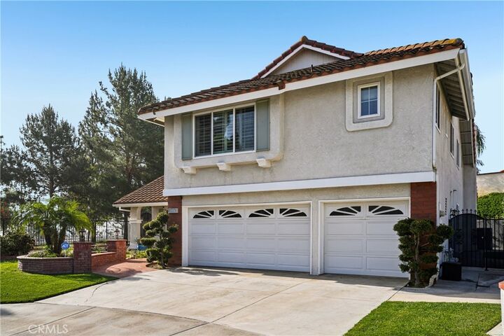 Property Photo:  20550 Via El Tajo  CA 92887 