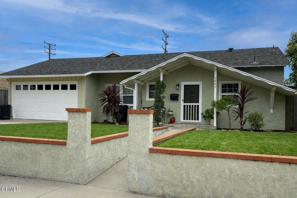 Property Photo:  5840 Hunter Street  CA 93003 