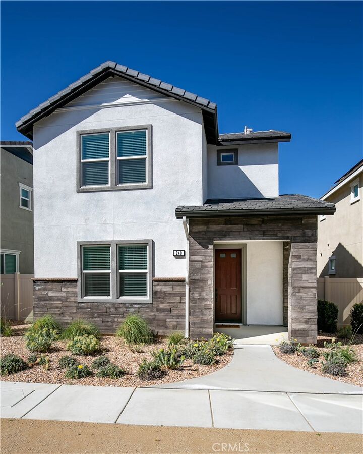 Property Photo:  240 Natural Bridge  CA 93551 