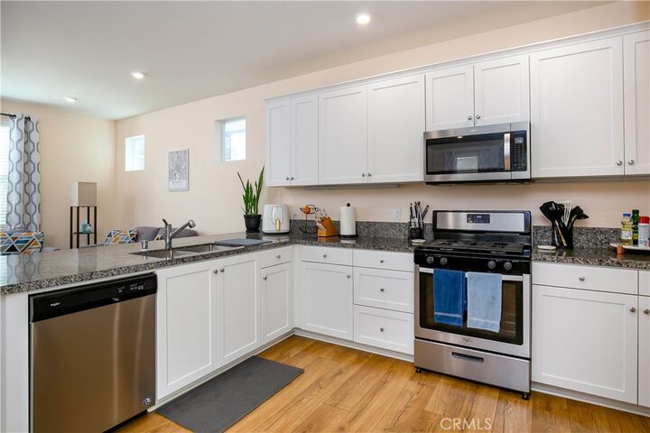 Property Photo:  240 Natural Bridge  CA 93551 