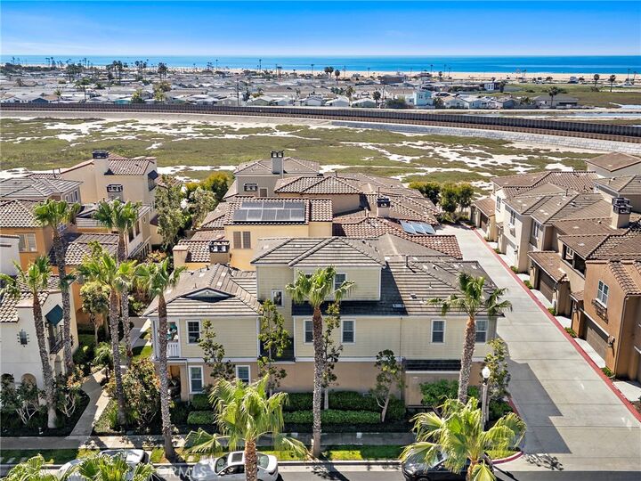 Property Photo:  8238 Noelle Drive  CA 92646 