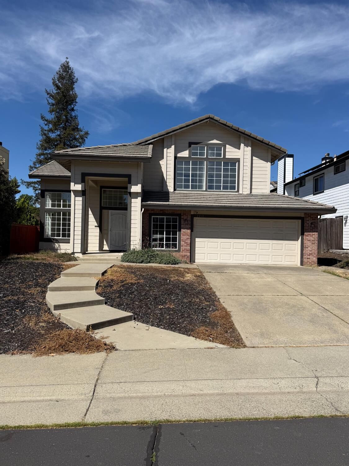 Property Photo:  2218 Salem Way  CA 95765 