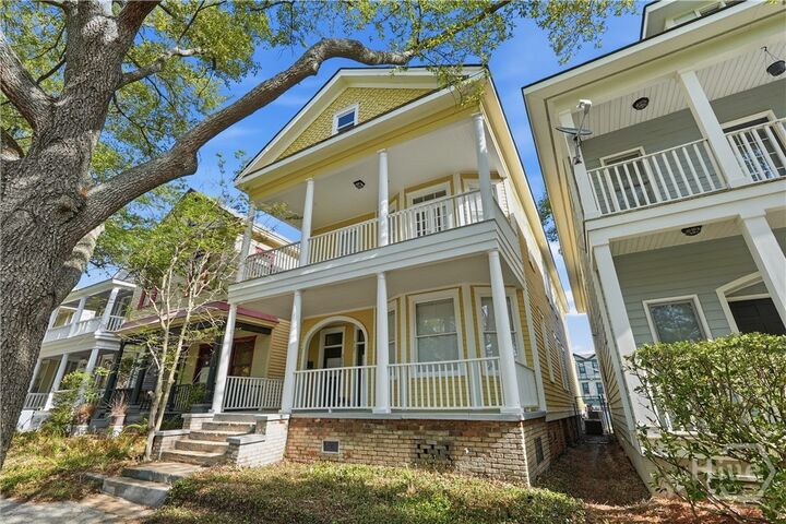 Property Photo:  512 E Duffy Street  GA 31401 