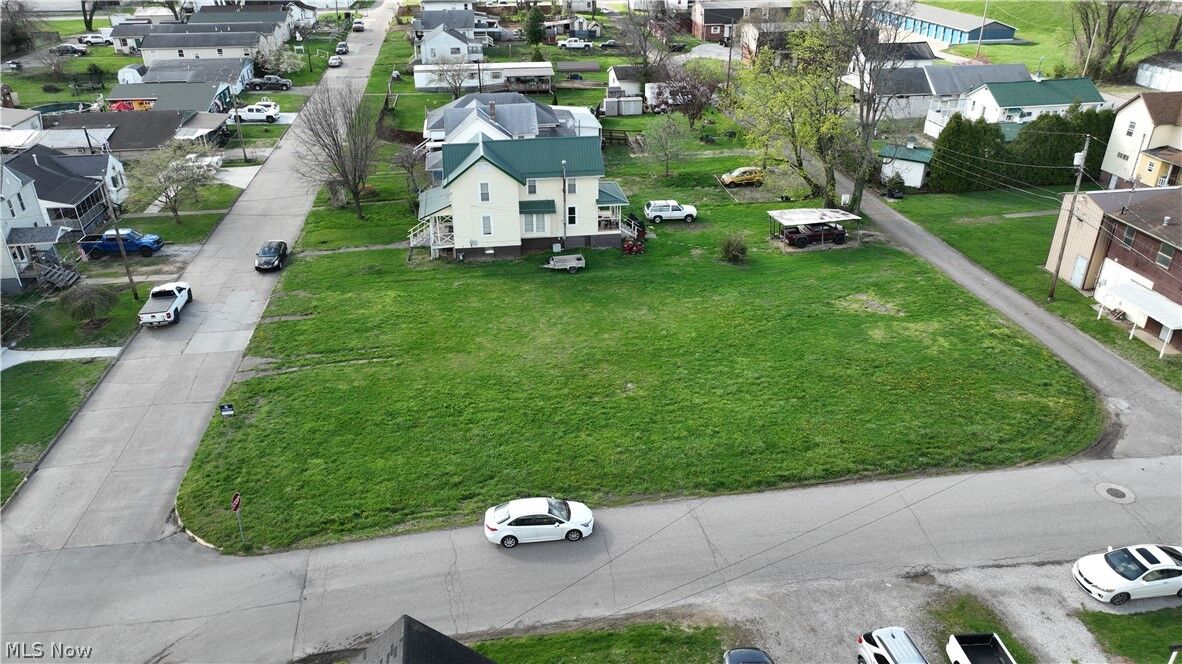 Property Photo:  627 33rd Street  WV 26101 