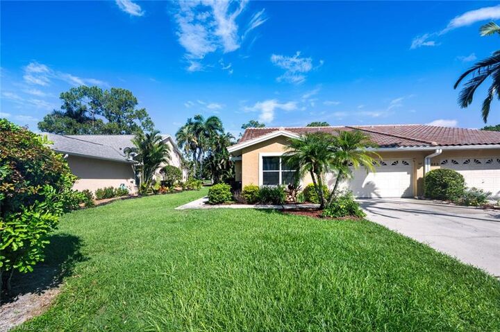 Property Photo: 641 Saint Andrews Blvd 108-1 FL 34113