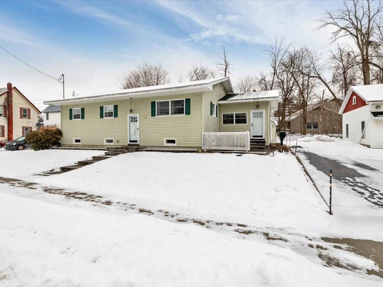 Property Photo:  7 Sawyer Street  VT 05478 