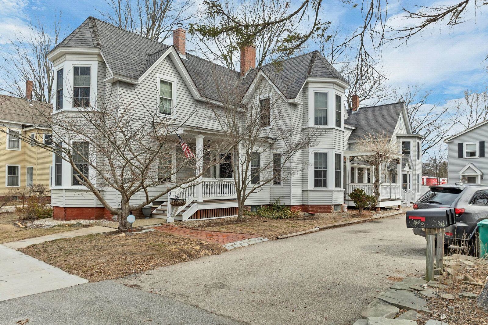 Property Photo:  74 Charles Street  NH 03867 