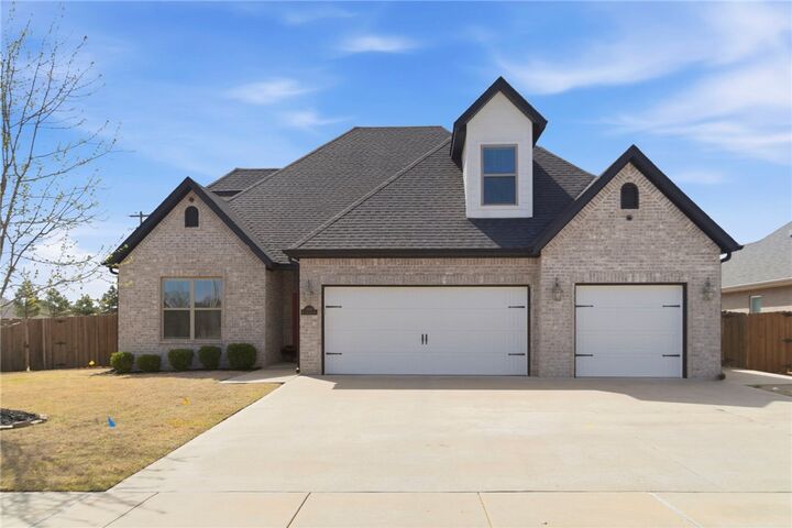 Property Photo:  5500 W Lakewood Drive  AR 72758 