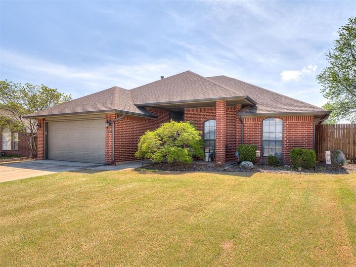Property Photo:  2812 Dalewood Terrace  OK 73071 
