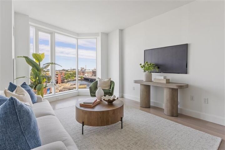 Property Photo:  100 Lovejoy 10H  MA 02114 