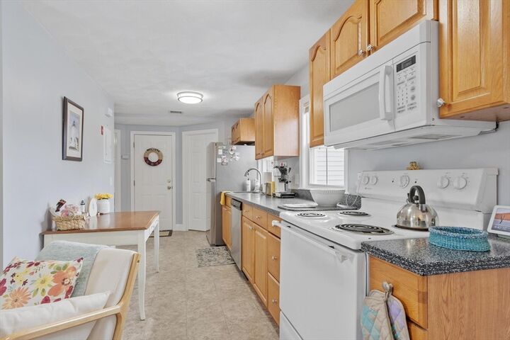 Property Photo:  29 Kingsbury Avenue  MA 01835 
