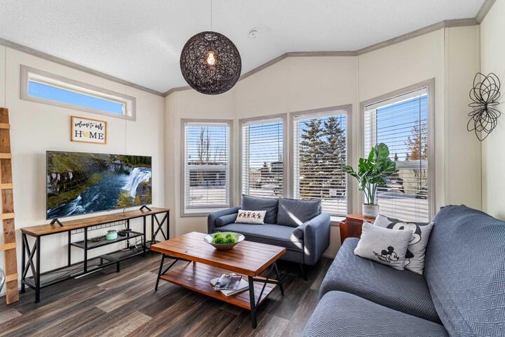 Property Photo: 10046 Township Road 422 78A AB T4J 1V9